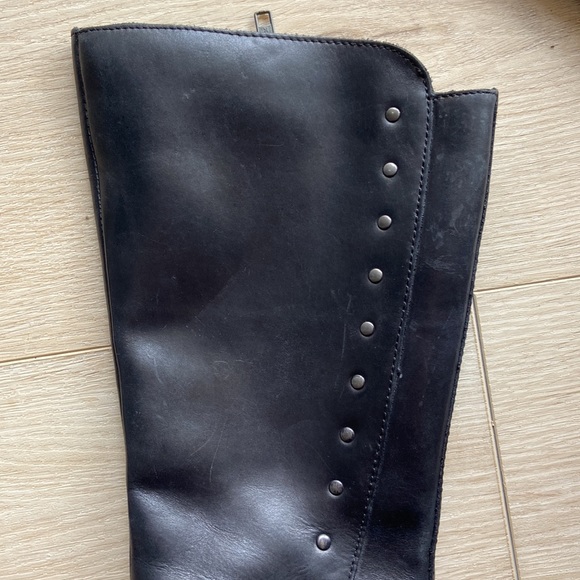 Born tall leather boot with side zip and gun metal studs women’s size 7 - Picture 8 of 16